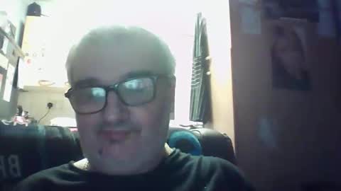 lee online show from May 25, 9:32 pm