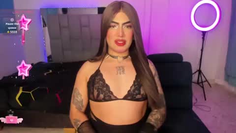 Sophie  online show from June 21, 1:01 am