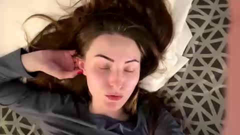 Bri online show from October 17, 11:09 pm