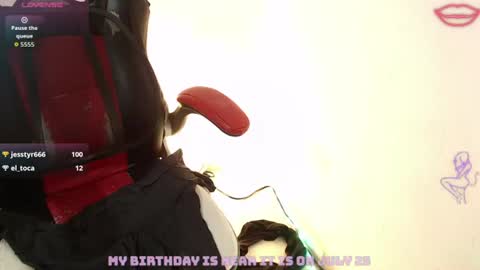 CHAYLA VICTORIA RUIZ  online show from July 15, 10:31 am