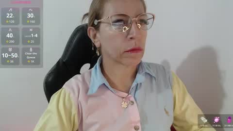 CHAYLA VICTORIA RUIZ  online show from June 20, 12:11 pm