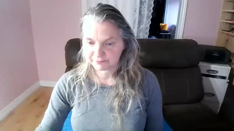 chealsiek online show from July 17, 11:39 pm