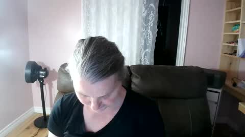 chealsiek online show from July 14, 1:09 am