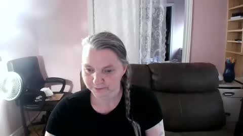 chealsiek online show from June 20, 3:51 pm