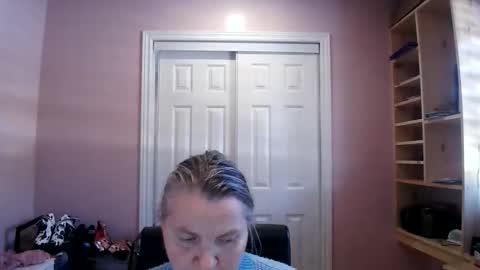 chealsiek online show from March 5, 7:56 pm