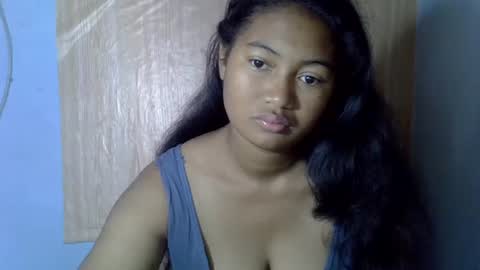 Snapshot of chechick_sahu chatting on October 21, 5:45 am Angel online show from October 21, 5:45 am