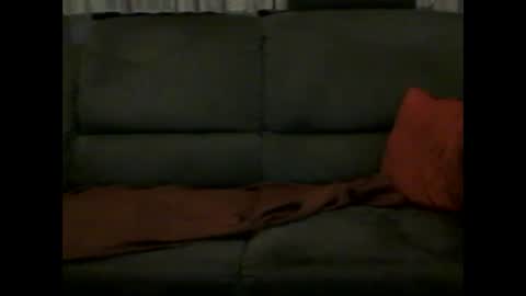 Tom online show from December 3, 7:06 pm