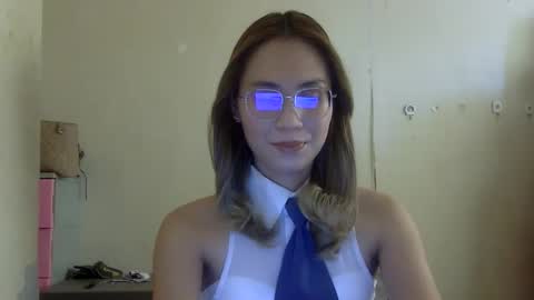 chelly4u69 online show from October 17, 4:38 am
