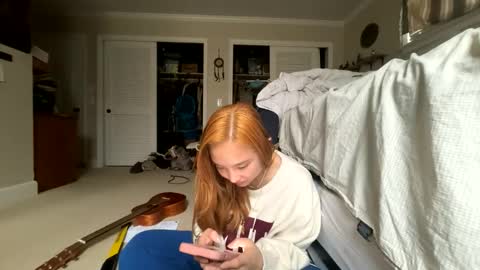 chellybear101 online show from February 17, 8:08 pm