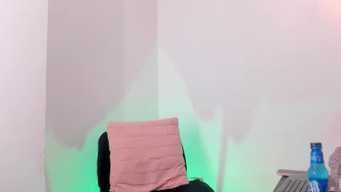 Chelsea  online show from November 4, 7:48 pm