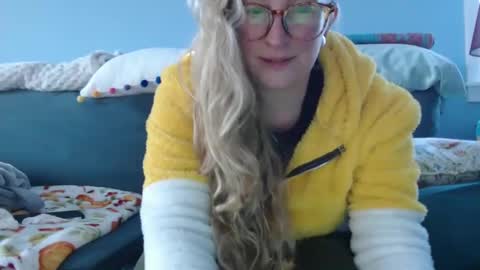 Chelsea online show from February 21, 8:49 pm