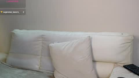 cherry_bunnyx online show from April 29, 4:50 am