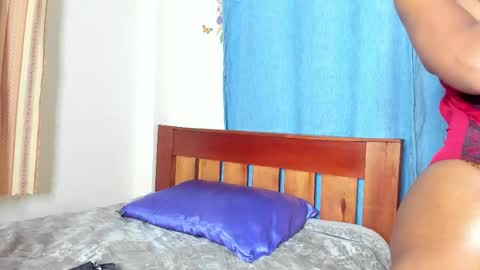 cherry_falls online show from April 28, 2:27 am