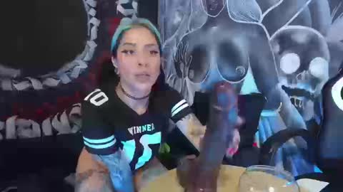 cherry jenklins87 online show from March 11, 2:09 pm