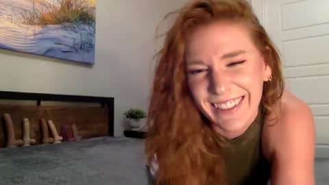 Snapshot of cherry_sinn chatting on September 17, 2:15 am cherry sin online show from September 17, 2:15 am