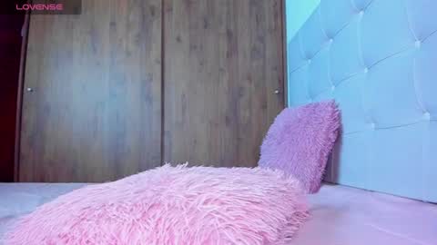 lizzy online show from July 20, 11:39 pm