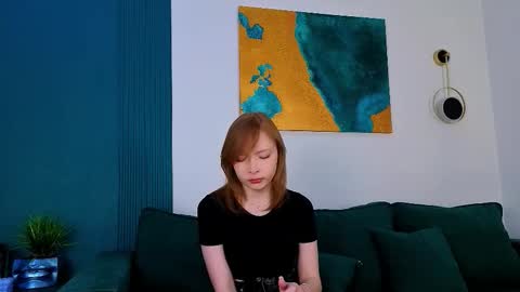 cherrycrushlove online show from March 16, 5:44 am