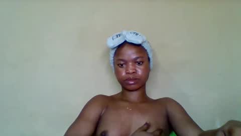 cherryxpussy online show from December 13, 9:43 pm