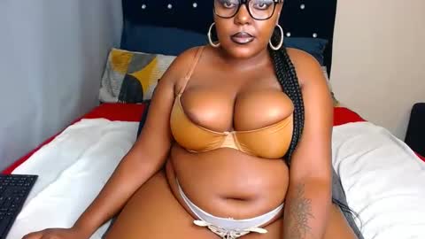 cherryyummy69 online show from February 12, 1:16 pm