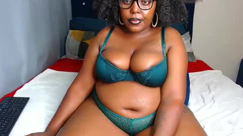 cherryyummy69 online show from January 22, 1:11 pm