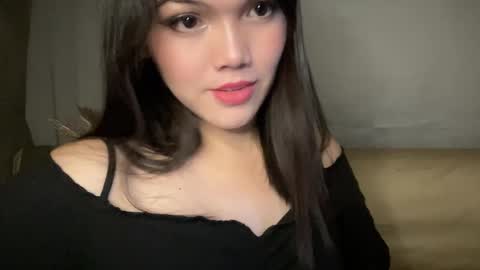 Snapshot of cheskahouston chatting on January 22, 8:17 pm CHESKA not for free online show from January 22, 8:17 pm