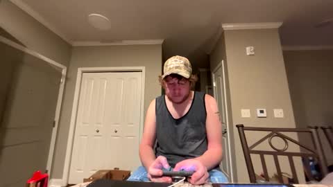 chevycamaro1978 online show from December 29, 5:31 am