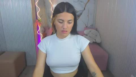 Chiara  online show from May 6, 7:20 pm