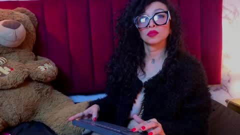 CHIARA online show from August 4, 12:45 pm