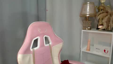 CRISTINE3. online show from May 3, 4:29 am