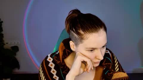 Bella online show from December 16, 9:04 am