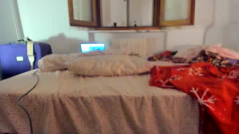 Snapshot of chillwithcamii chatting on September 18, 12:58 am yoursensualparadise online show from September 18, 12:58 am
