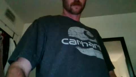 chillywilly3000 online show from May 19, 6:26 pm