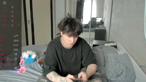 Miya online show from April 23, 12:51 pm