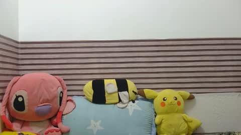 chixxx69335558 online show from May 9, 12:27 am