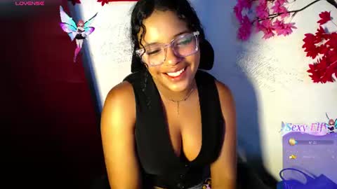 chleo_rosse online show from July 19, 8:22 pm