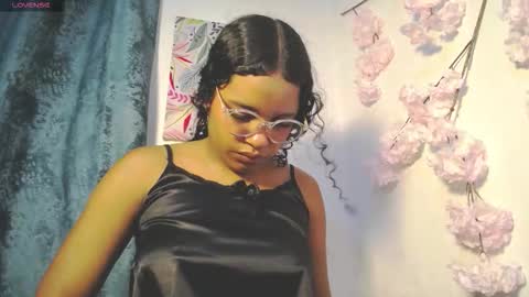 chleo_rosse online show from January 5, 5:27 pm