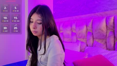 chloe_bluee_ online show from July 24, 11:18 am