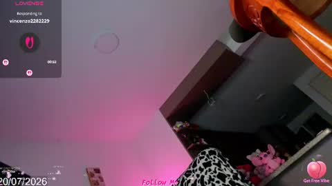 chloe_cooperr online show from July 20, 10:39 am