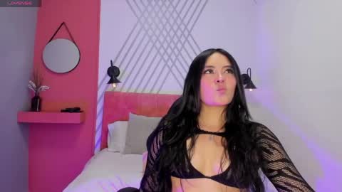 Chloe online show from May 2, 3:29 pm