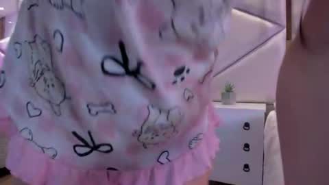 Chloe online show from July 28, 2:13 pm