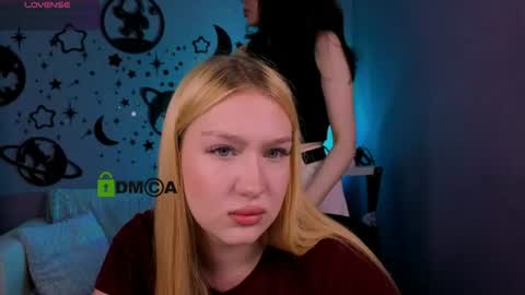 chloe_ley online show from June 21, 7:31 pm