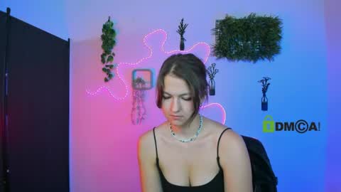 chloe_ley online show from July 23, 1:58 am