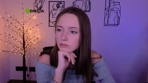 chloe_ley online show from July 19, 7:16 pm