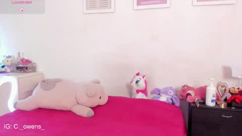 Chloe  online show from March 7, 12:16 pm