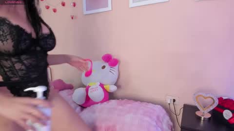Chloe  online show from April 28, 2:38 am