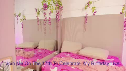 chloe_peach_ online show from July 28, 8:52 pm