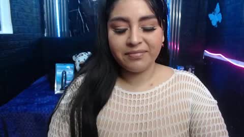 chloe_smith5 online show from June 4, 2:34 pm