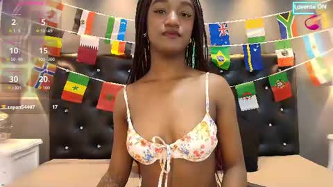 CHLOE online show from June 26, 12:32 pm