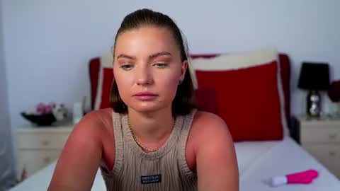 Chloe online show from June 23, 4:53 am