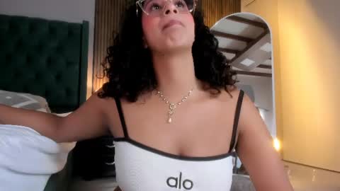 Chloe fixxx online show from July 15, 6:56 pm